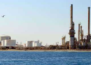 خبير اقتصادي يدعو للحفاظ على الإمدادات النفطية في ليبيا