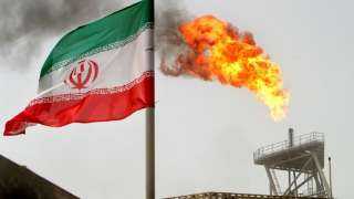 سفارة: إيران مستعدة لإرسال سفن محملة بالوقود إلى لبنان